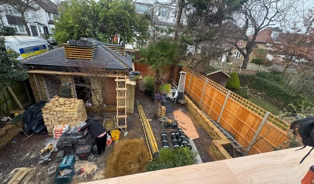 2 Elm Close Extension Studio & Back Garden